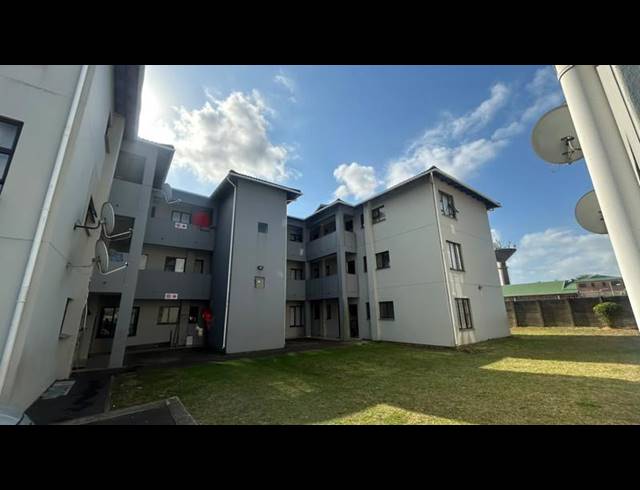2 BEDROOM APARTMENT FOR SALE IN BRACKENHAM